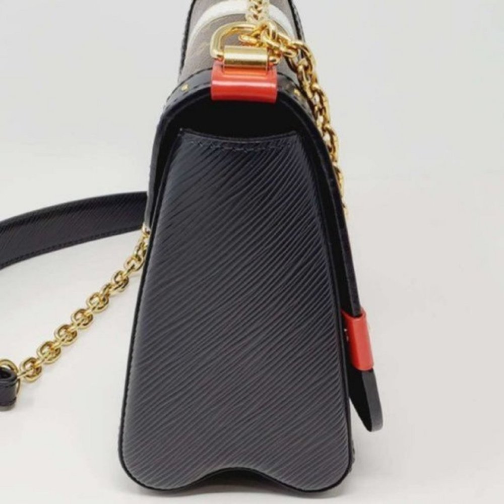 Louis Vuitton Twist MM Monogram Limited EditionBag - Picture 6 of 16